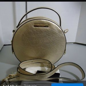 NWOT BRAHMIN LN PLATINUM MOONLIT Canteen gold bag